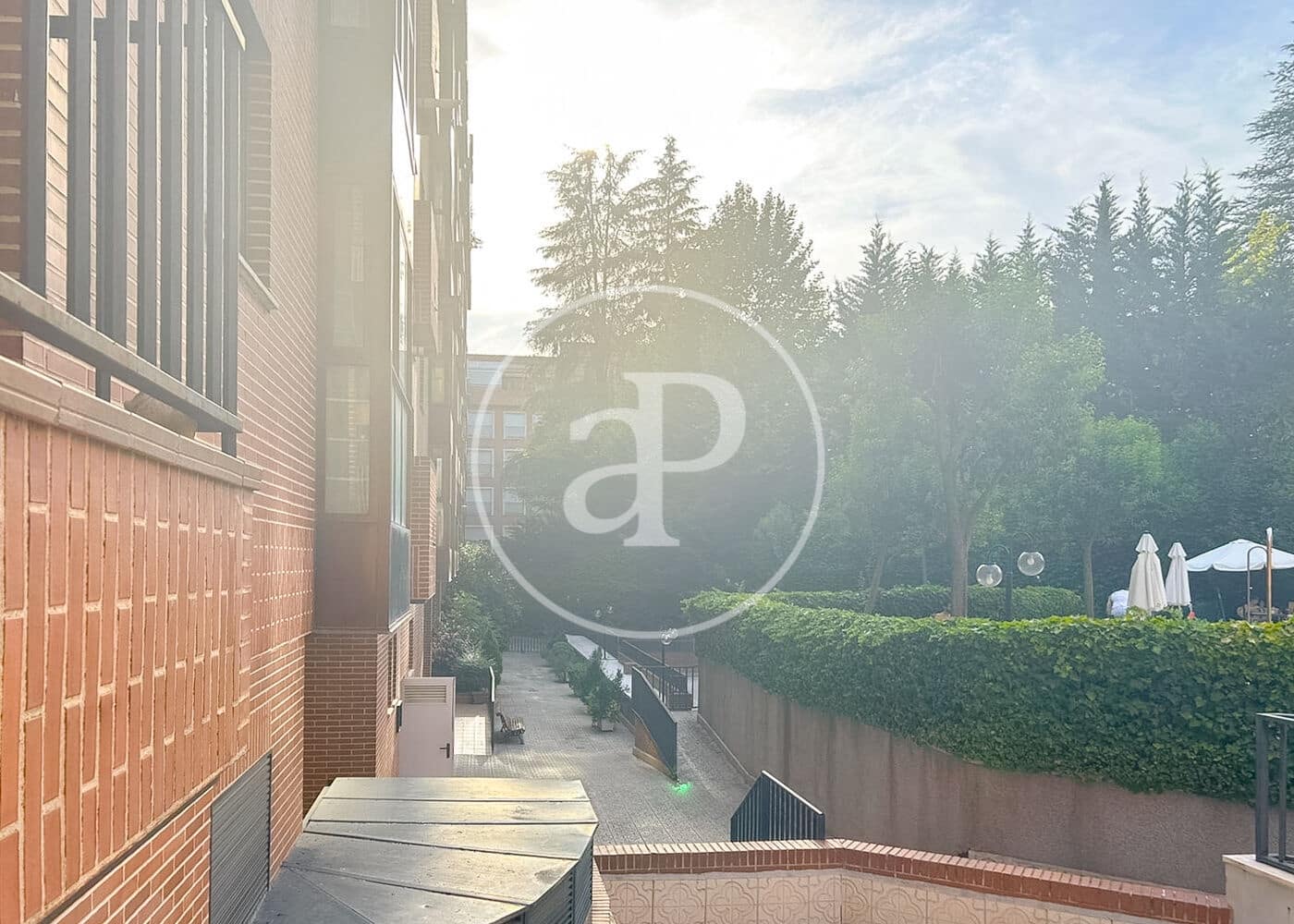 2 sypialnia Penthouse na sprzedaż w Miasto Madryt z basenem - 795 000 € (Ref: 9958173)