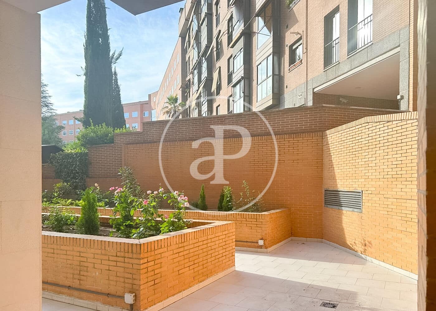 2 sypialnia Penthouse na sprzedaż w Miasto Madryt z basenem - 795 000 € (Ref: 9958173)