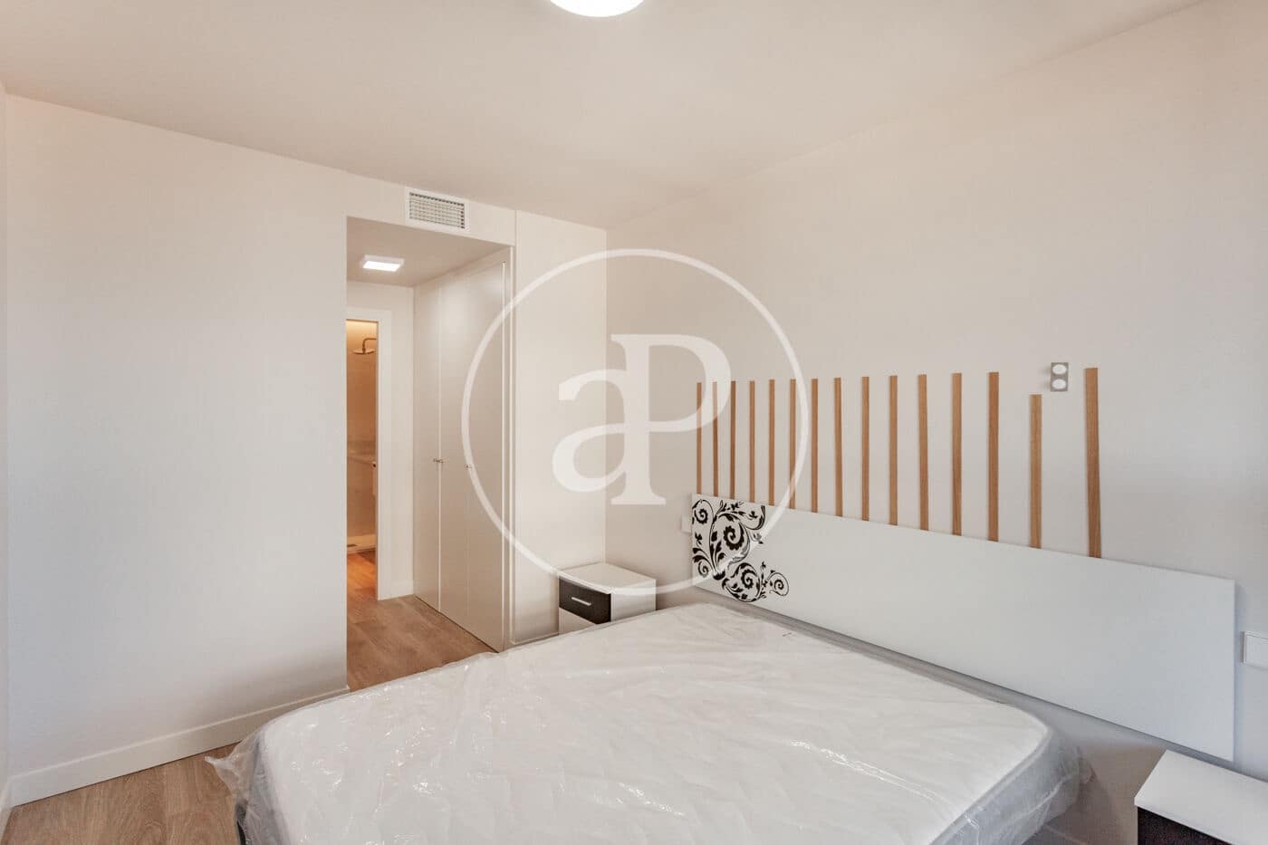 2 Zimmer Apartment zu vermieten in Madrid Stadt mit Pool Garage - 2.750 € (Ref: 9962729)