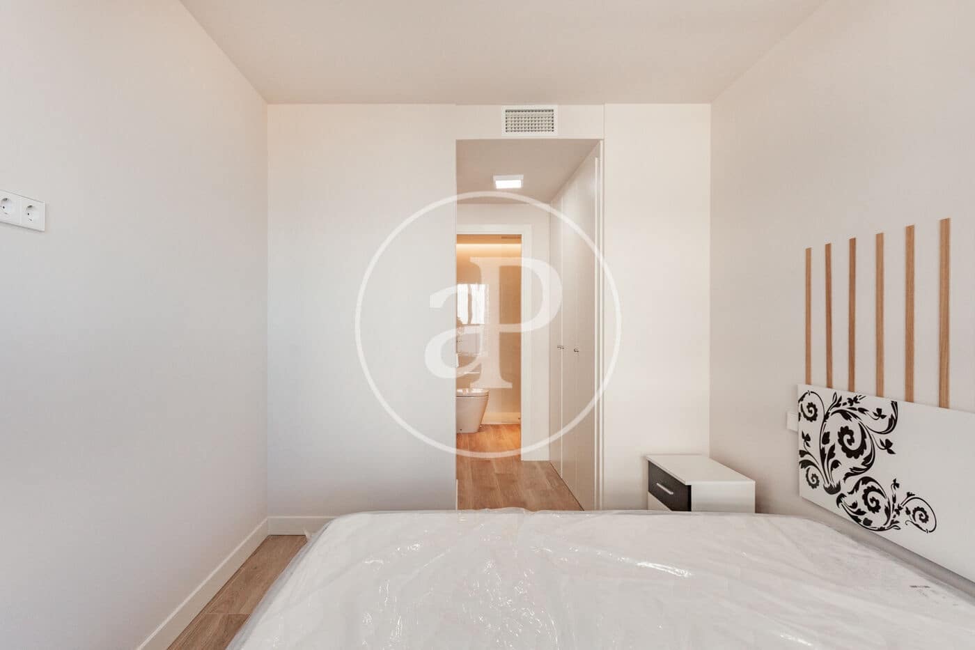 2 Zimmer Apartment zu vermieten in Madrid Stadt mit Pool Garage - 2.750 € (Ref: 9962729)