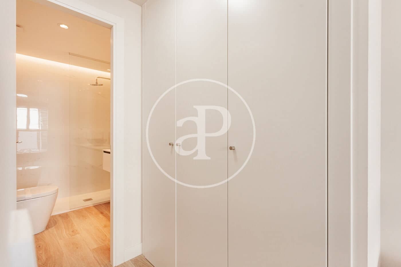 2 Zimmer Apartment zu vermieten in Madrid Stadt mit Pool Garage - 2.750 € (Ref: 9962729)