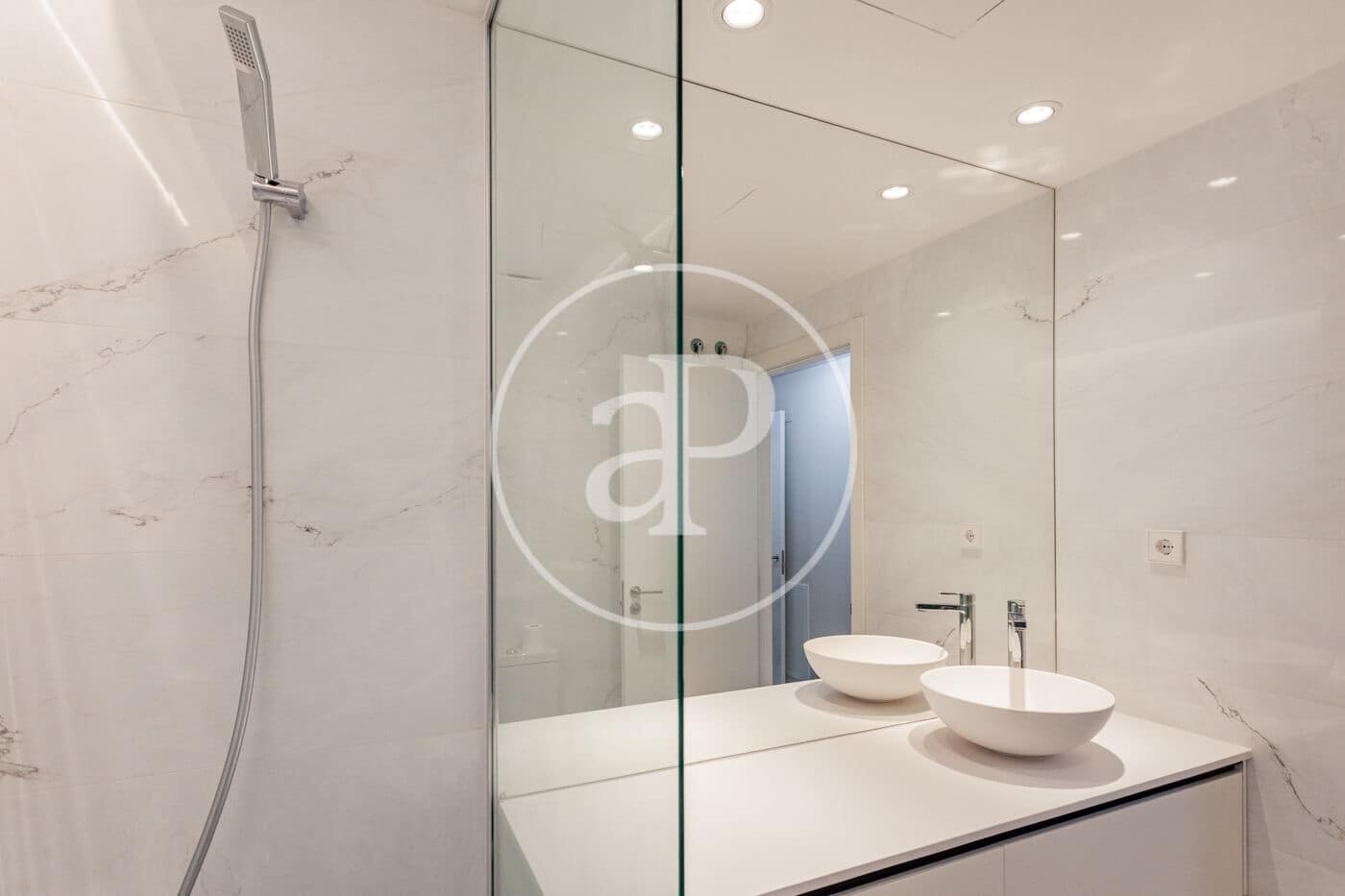 2 Zimmer Apartment zu vermieten in Madrid Stadt mit Pool Garage - 2.750 € (Ref: 9962729)
