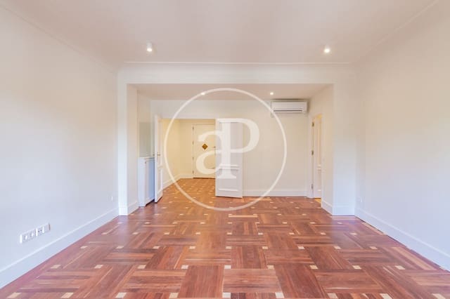 3 soveværelse Lejlighed til leje i El Viso, Madrid by - € 3.200 (Ref: 9962731)