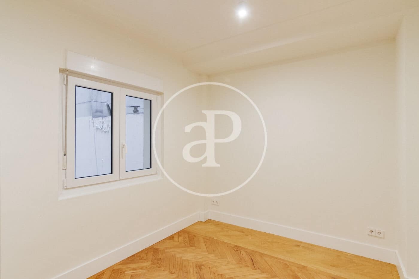 3 bedroom Apartment for rent in Madrid city - € 3,200 (Ref: 9962731)