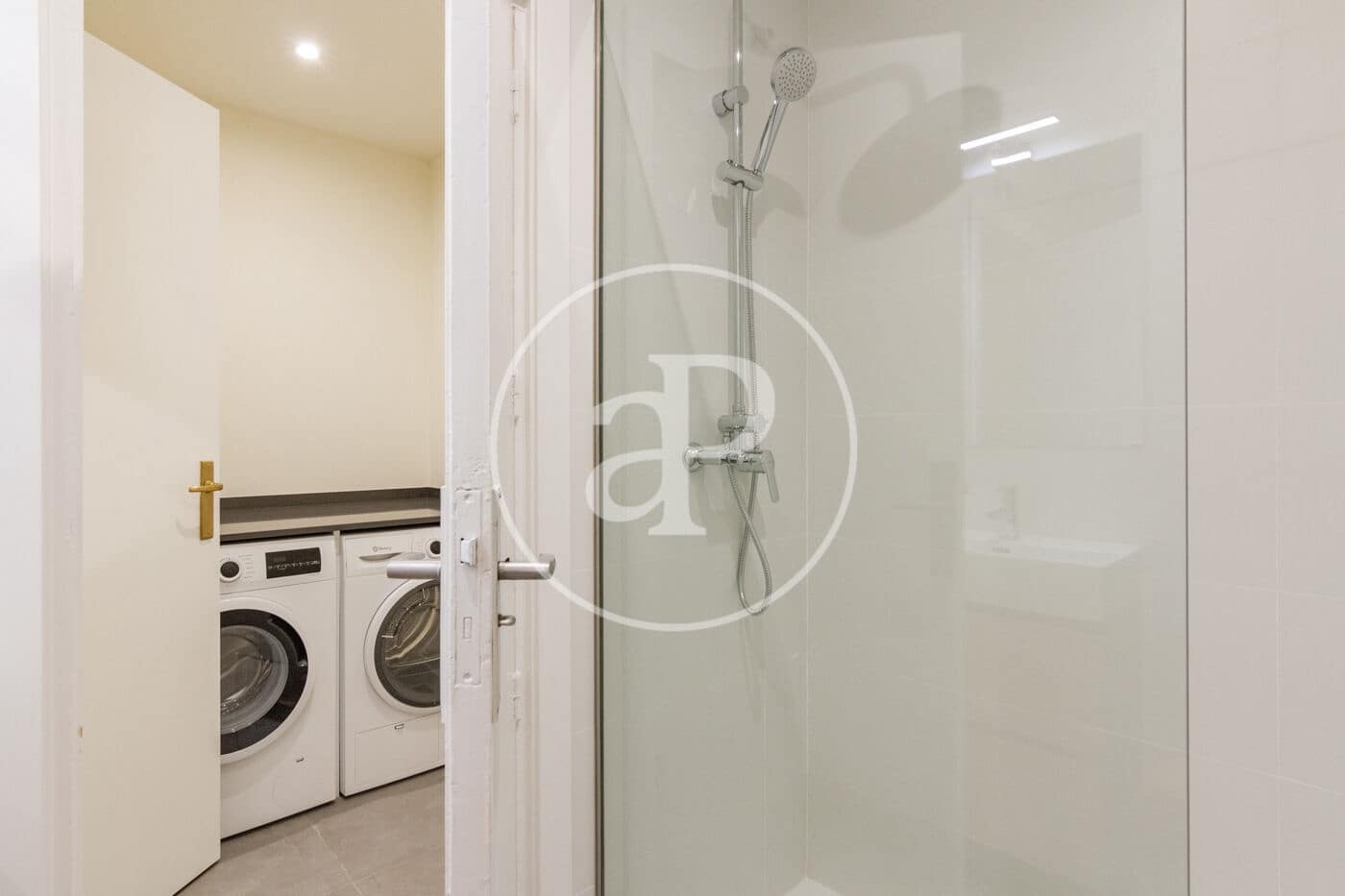 3 bedroom Apartment for rent in Madrid city - € 3,200 (Ref: 9962731)