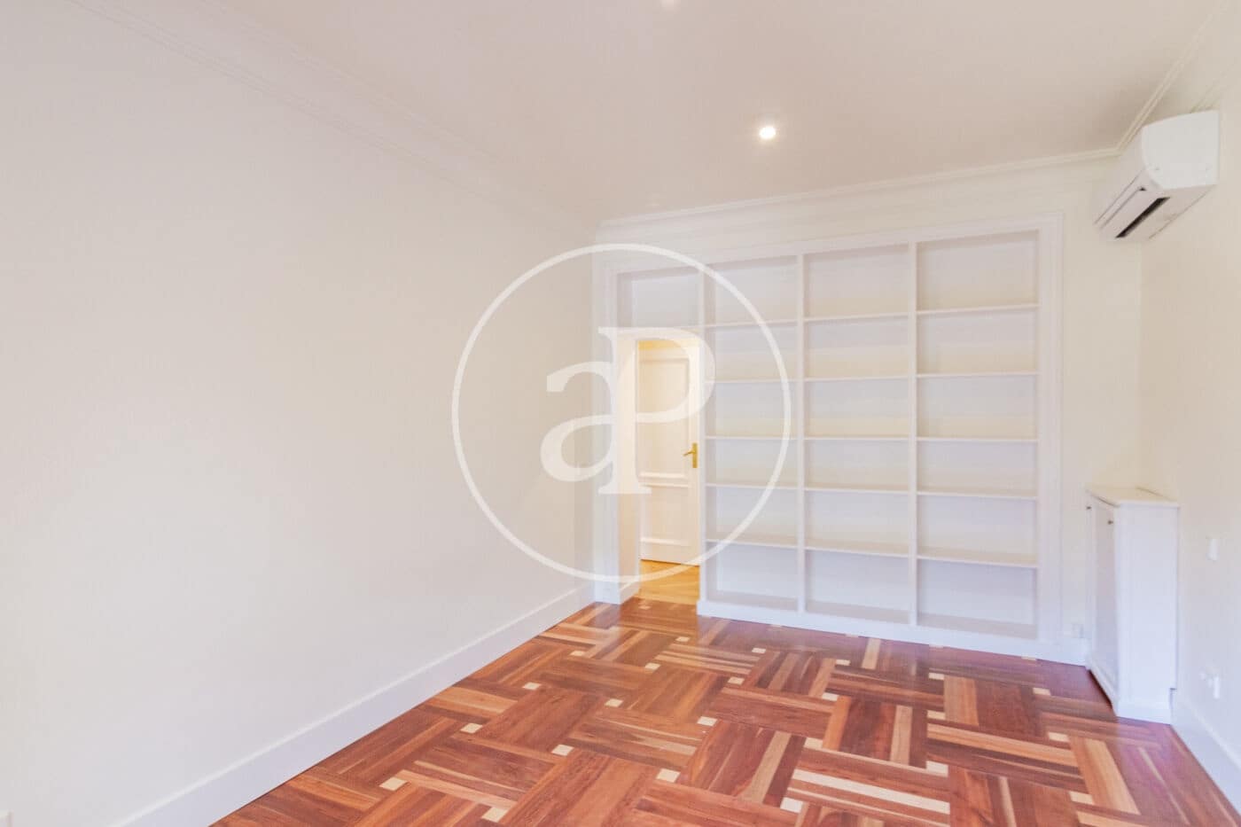 3 bedroom Apartment for rent in Madrid city - € 3,200 (Ref: 9962731)