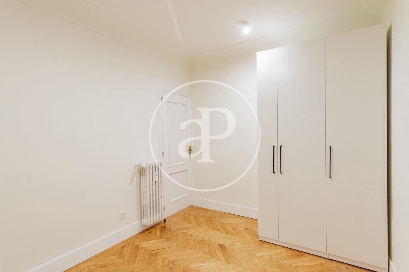 3 bedroom Apartment for rent in Madrid city - € 3,200 (Ref: 9962731)