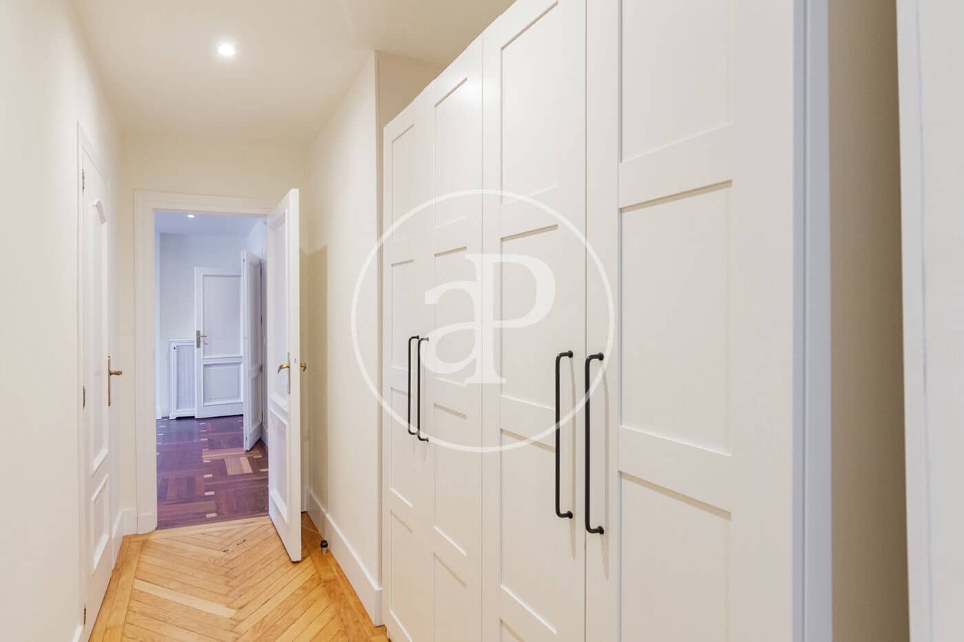 3 bedroom Apartment for rent in Madrid city - € 3,200 (Ref: 9962731)