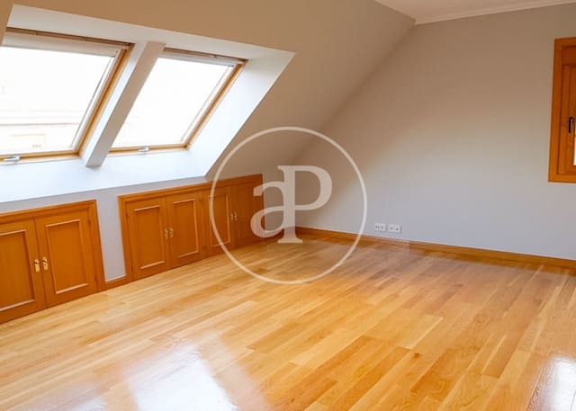 5 soveværelse Villa til leje i Alcobendas med swimmingpool garage - € 11.000 (Ref: 9965297)
