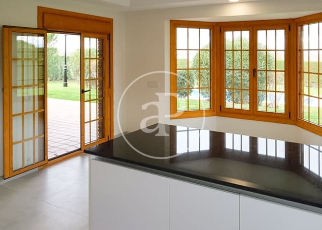 5 soveværelse Villa til leje i Alcobendas med swimmingpool garage - € 11.000 (Ref: 9965297)