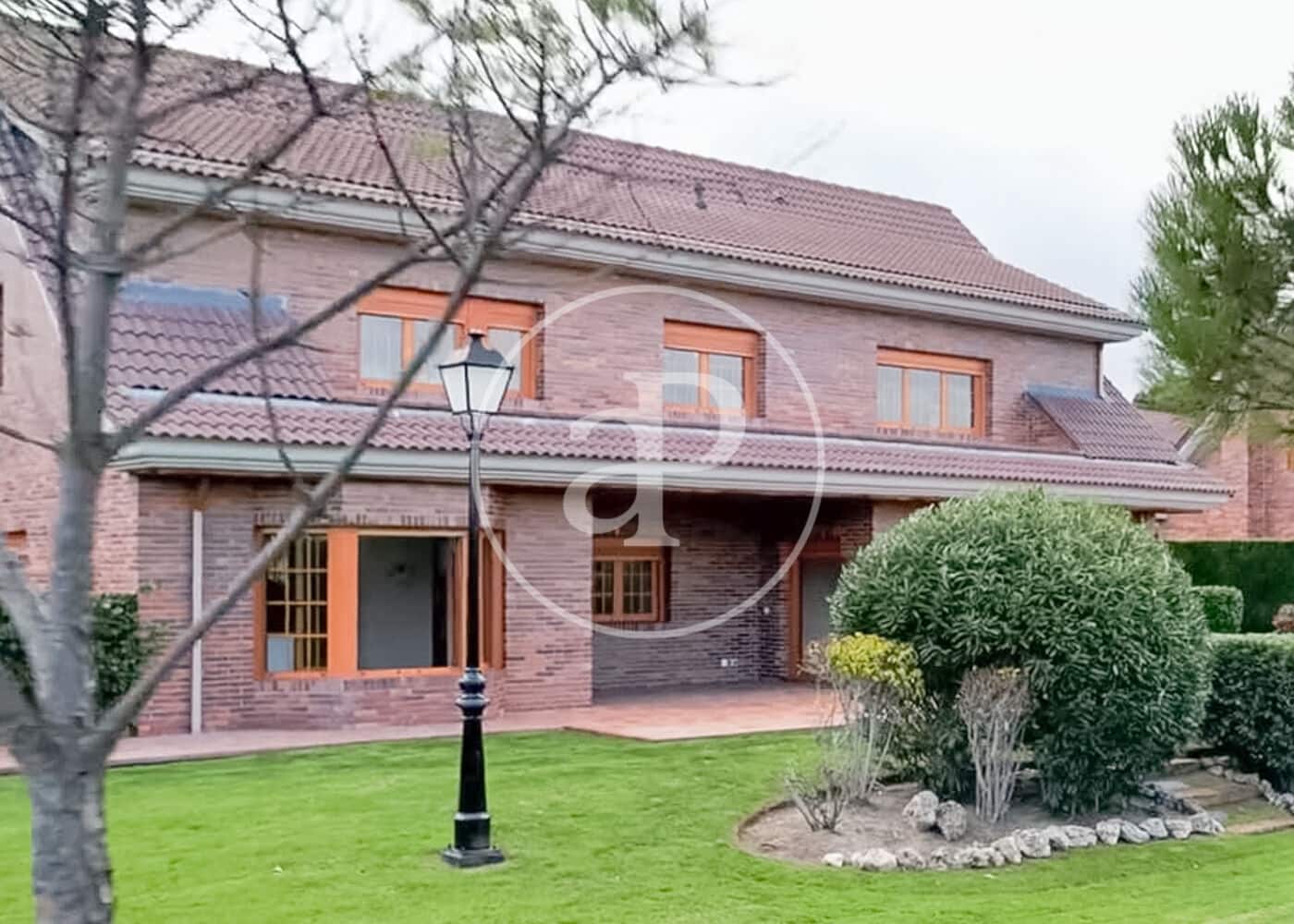 5 Zimmer Villa zu vermieten in Alcobendas mit Pool Garage - 11.000 € (Ref: 9965297)