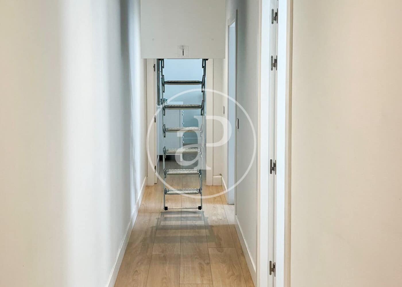 2 soveværelse Lejlighed til salg i Madrid by - € 899.000 (Ref: 9965298)