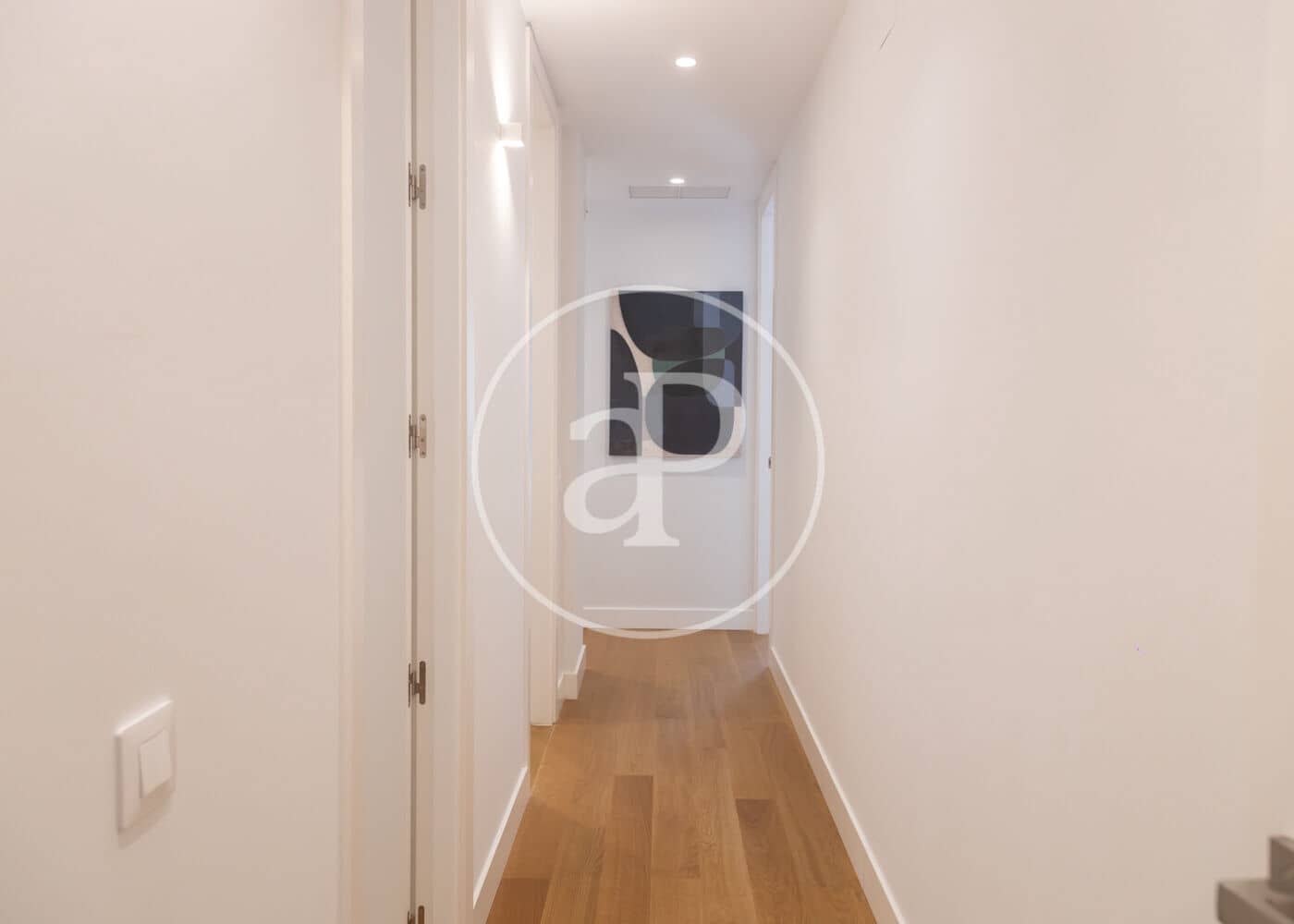 Appartement de 4 chambres à louer à Madrid ville - 14 700 € (Ref: 9966673)
