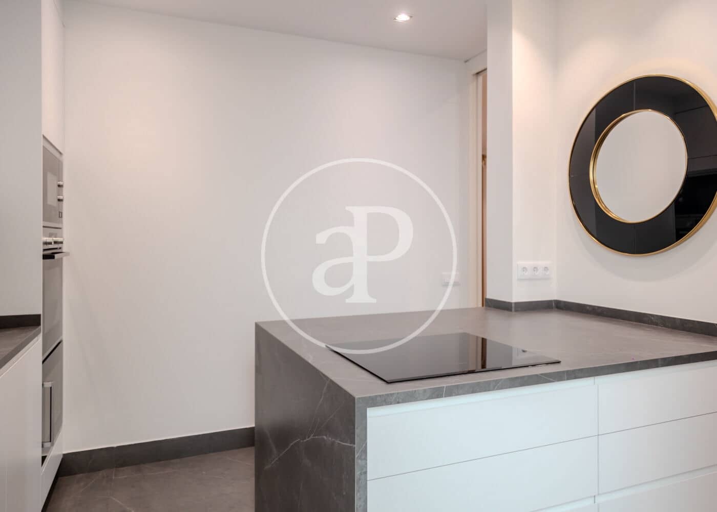 Appartement de 4 chambres à louer à Madrid ville - 14 700 € (Ref: 9966673)