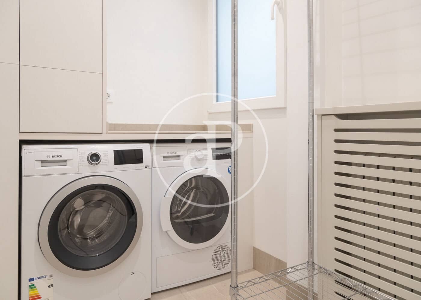 Appartement de 4 chambres à louer à Madrid ville - 14 700 € (Ref: 9966673)