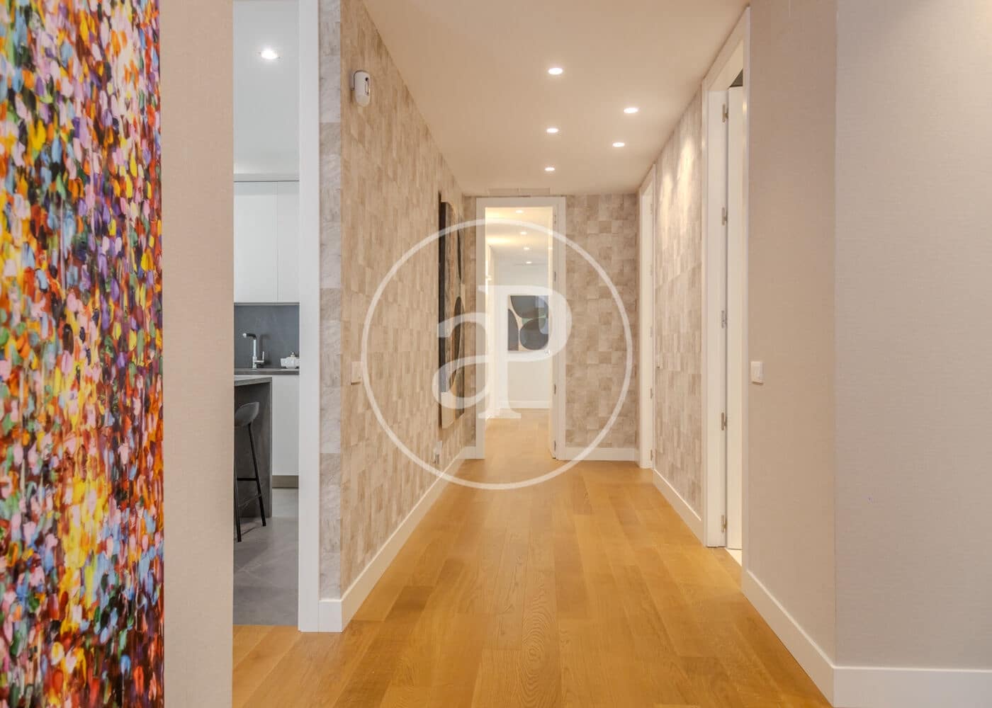 Appartement de 4 chambres à louer à Madrid ville - 14 700 € (Ref: 9966673)