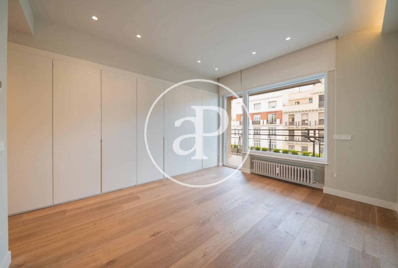 4 camera da letto Appartamento da affittare in Madrid citta con garage - 9.500 € (Rif: 9966674)