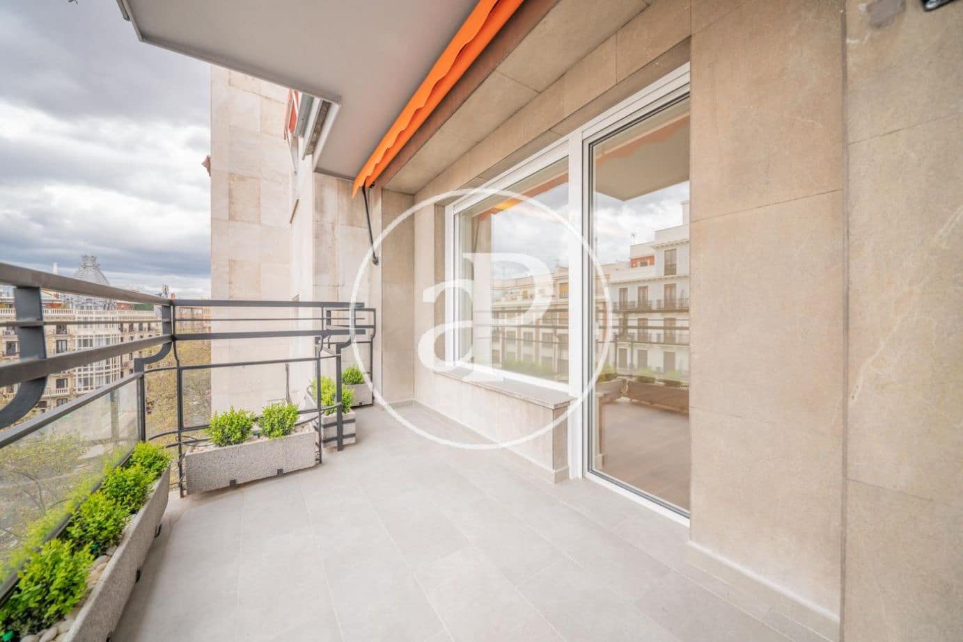 4 camera da letto Appartamento da affittare in Madrid citta con garage - 9.500 € (Rif: 9966674)