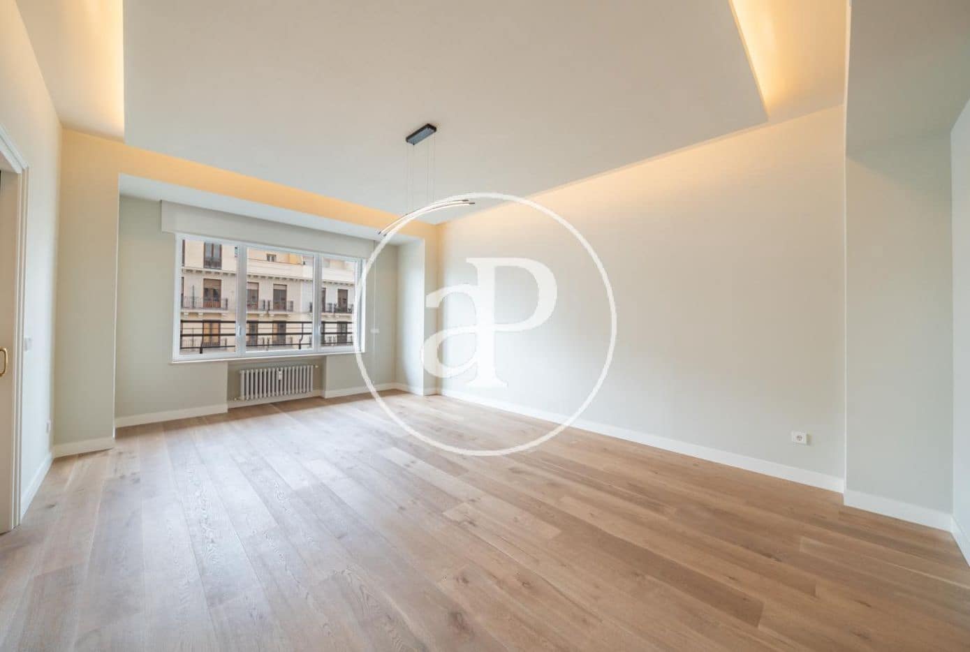 4 camera da letto Appartamento da affittare in Madrid citta con garage - 9.500 € (Rif: 9966674)