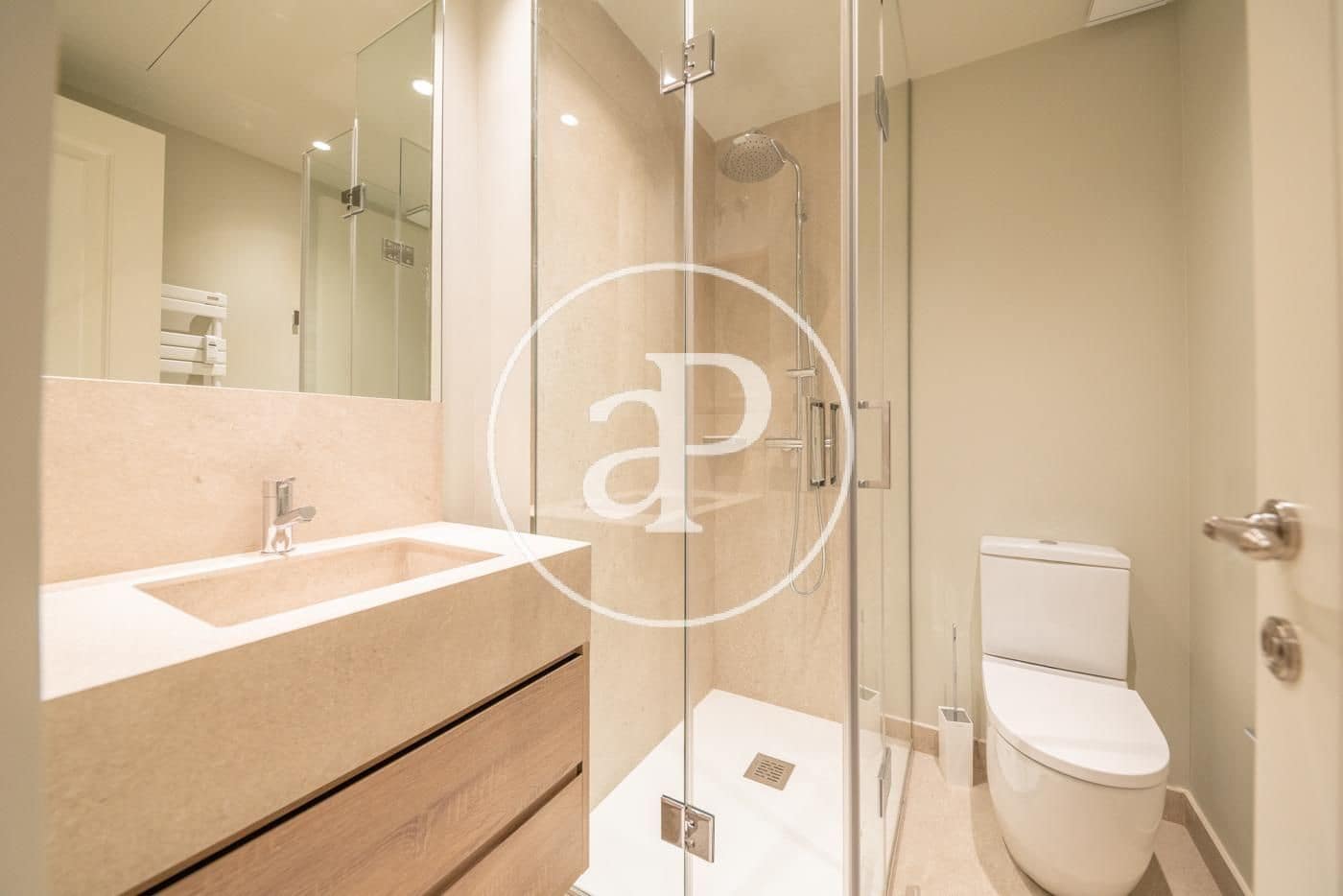 4 camera da letto Appartamento da affittare in Madrid citta con garage - 9.500 € (Rif: 9966674)