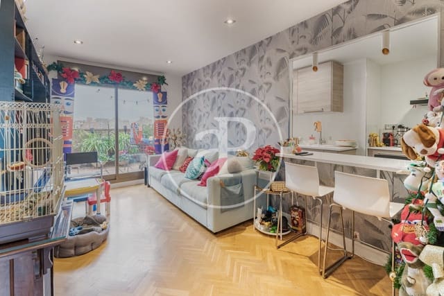 2 makuuhuone Kattohuoneisto vuokrattavana paikassa San Juan Bautista, Madrid kaupunki mukana uima-altaan 
autotalli - 2 000 € (Ref: 9970617)