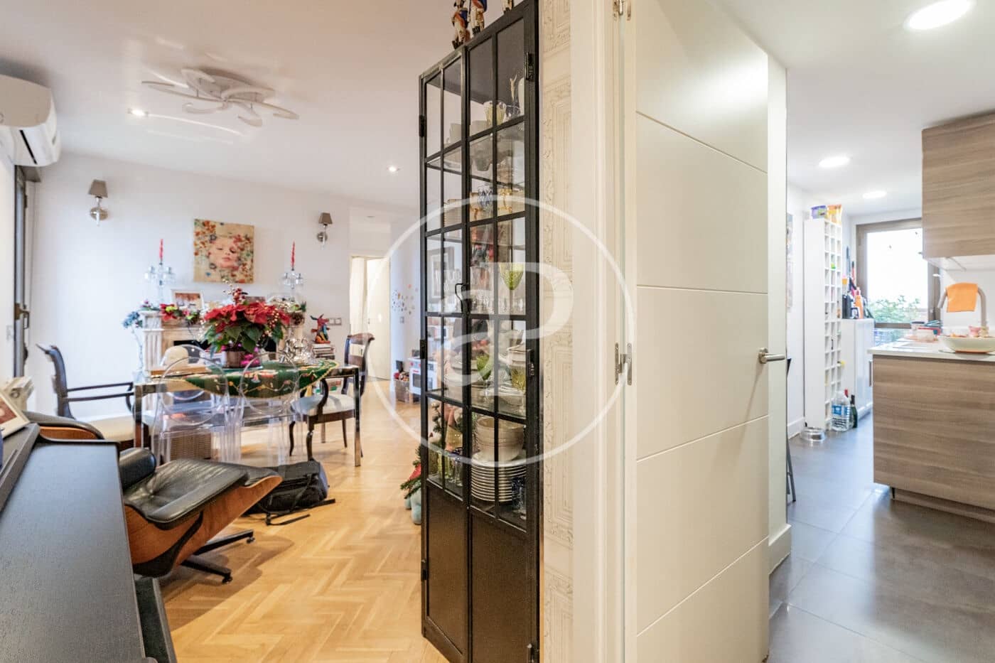 2 makuuhuone Kattohuoneisto vuokrattavana paikassa Madrid kaupunki mukana uima-altaan 
autotalli - 2 000 € (Ref: 9970617)