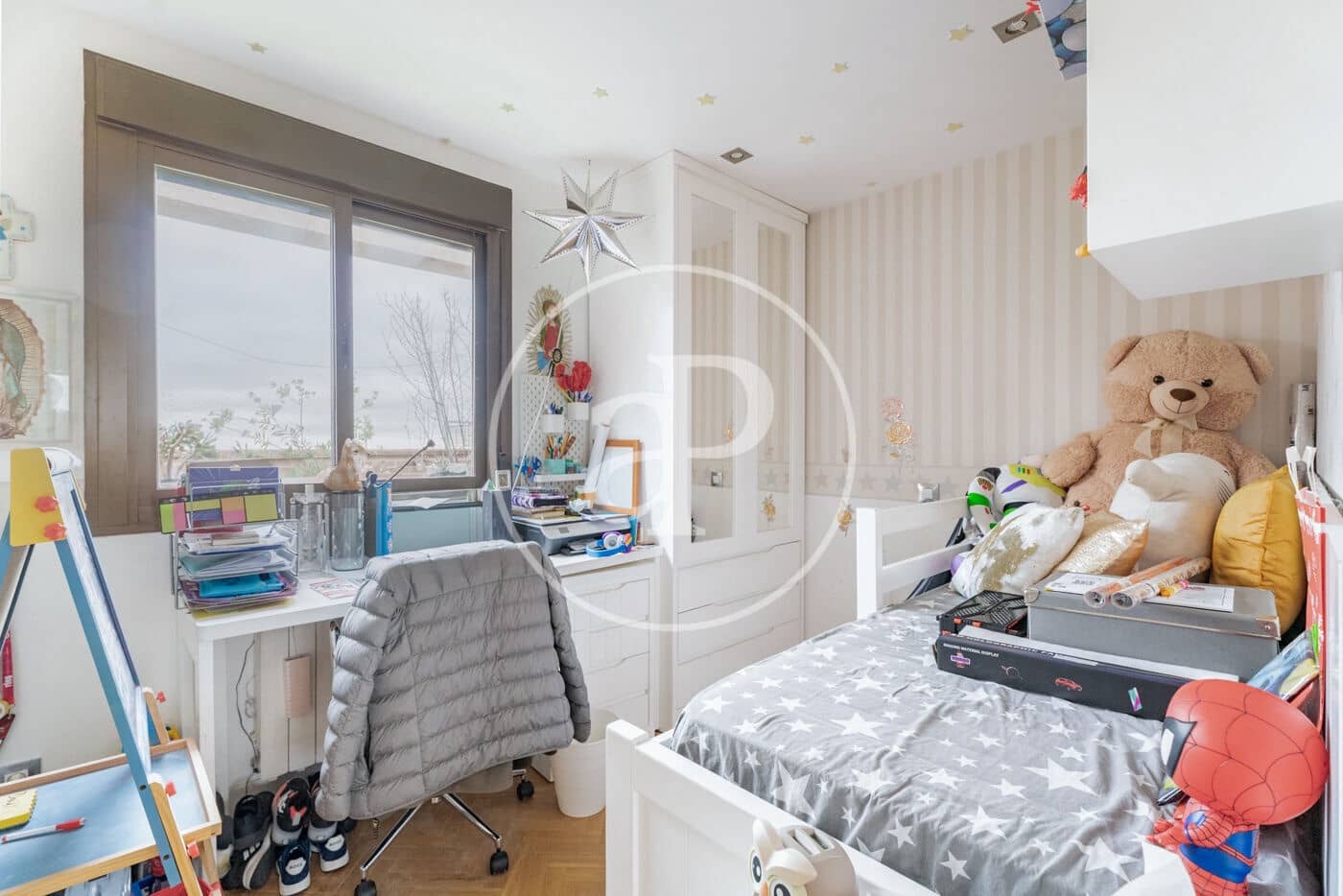 2 makuuhuone Kattohuoneisto vuokrattavana paikassa Madrid kaupunki mukana uima-altaan 
autotalli - 2 000 € (Ref: 9970617)