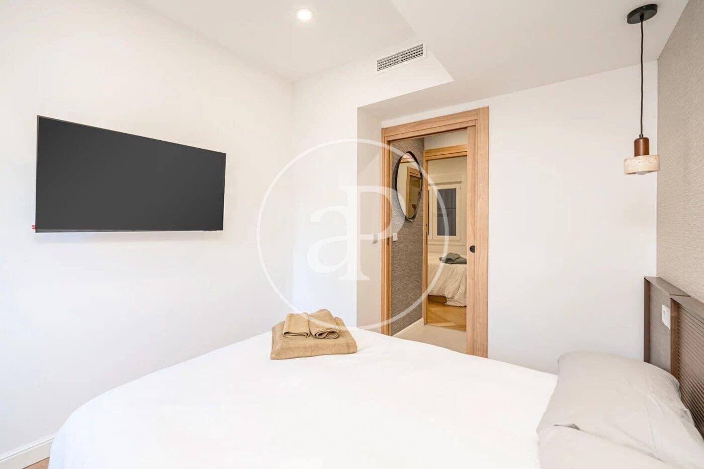 2 bedroom Apartment for sale in Madrid city - € 995,000 (Ref: 9970619)