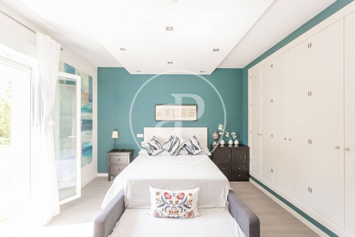 5 bedroom Villa for sale in Las Rozas de Madrid - € 2,375,000 (Ref: 9973332)