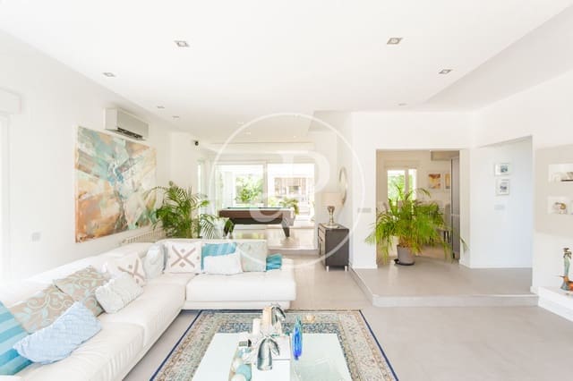 5 soverom Villa til salgs i Las Rozas de Madrid - € 2 375 000 (Ref: 9973332)