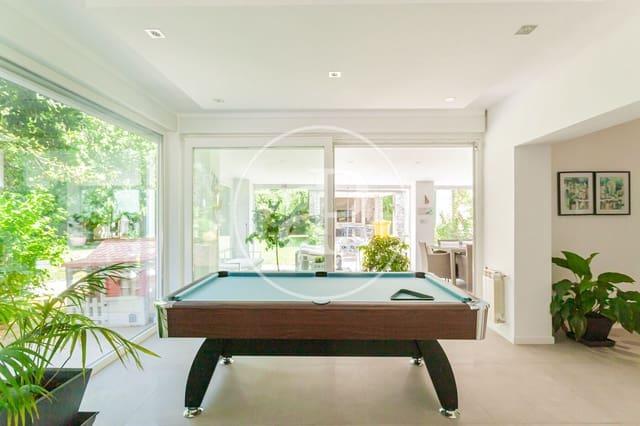5 soverom Villa til salgs i Las Rozas de Madrid - € 2 375 000 (Ref: 9973332)
