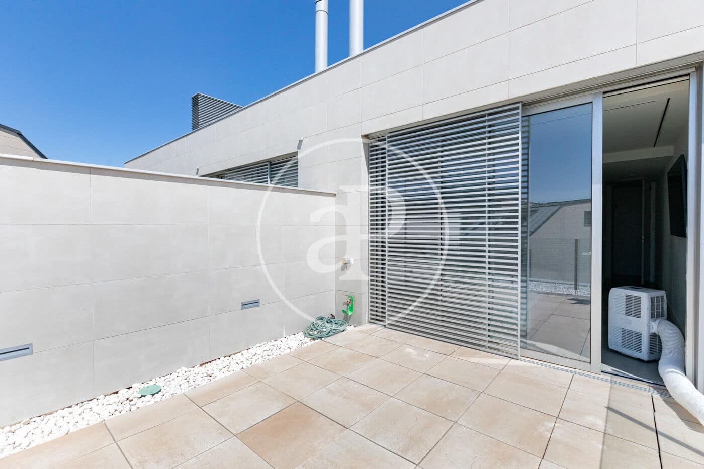 5 bedroom Villa for sale in La Moraleja with pool - € 2,100,000 (Ref: 9973333)