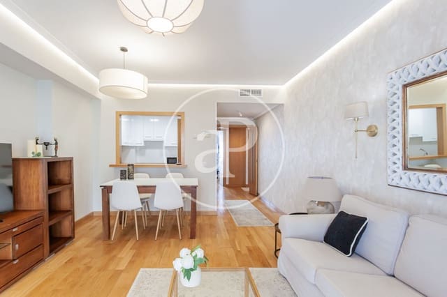 2 soveværelse Lejlighed til leje i Rios Rosas, Madrid by - € 2.500 (Ref: 9975450)