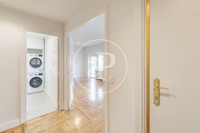 3 soveværelse Lejlighed til leje i El Viso, Madrid by - € 3.300 (Ref: 9975451)