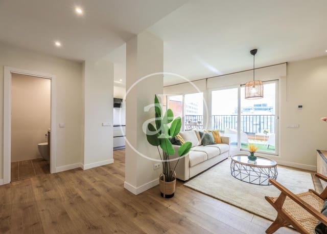2 slaapkamer Penthouse te koop in Castillejos, Madrid stad met zwembad - € 985.000 (Ref: 9975452)
