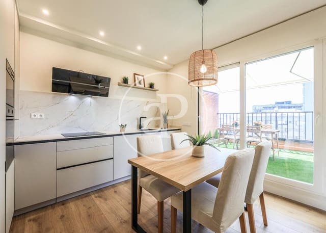 2 slaapkamer Penthouse te koop in Castillejos, Madrid stad met zwembad - € 985.000 (Ref: 9975452)