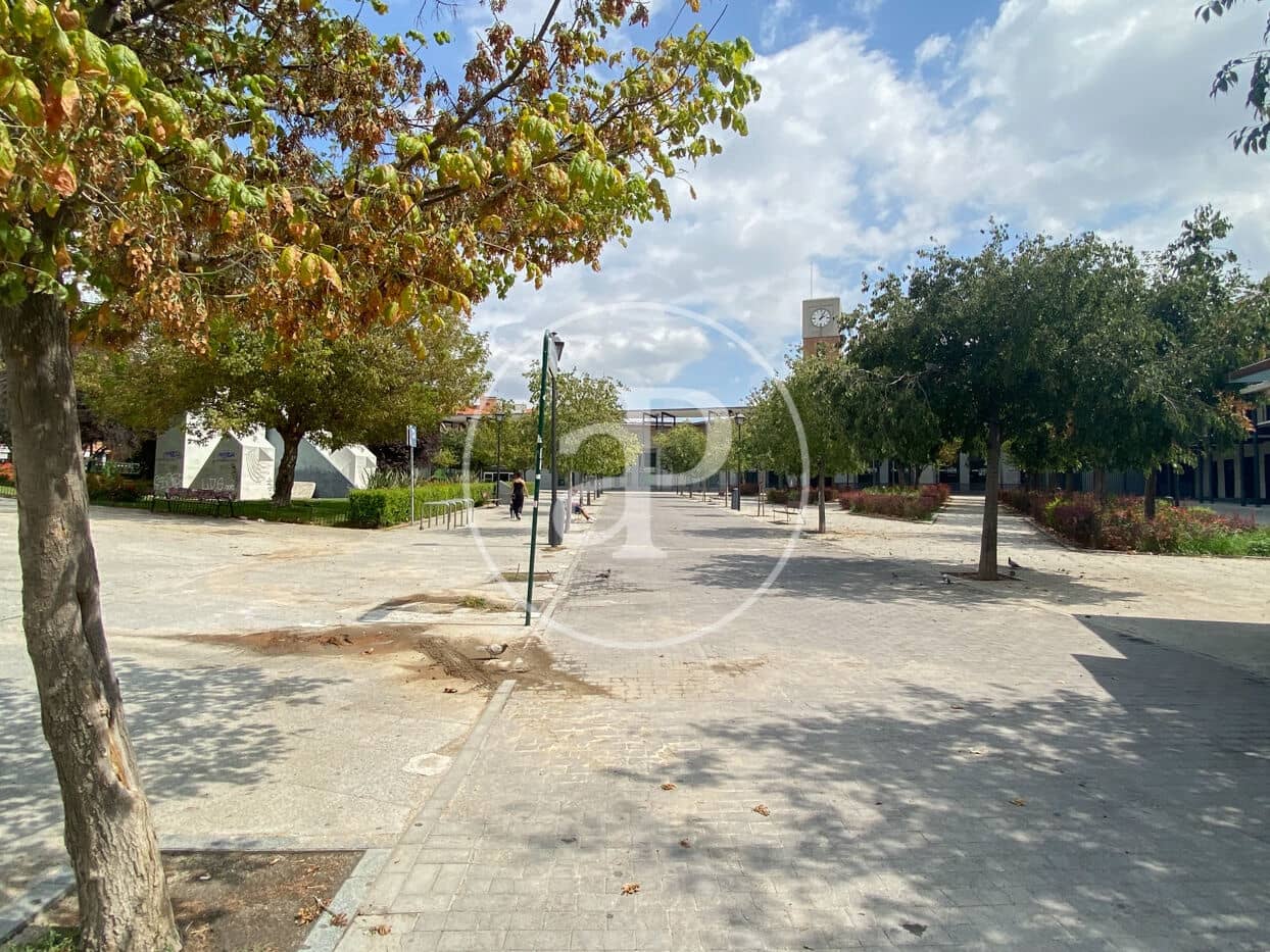 2 bedroom Apartment for sale in Madrid city with pool - € 680,000 (Ref: 9975453)