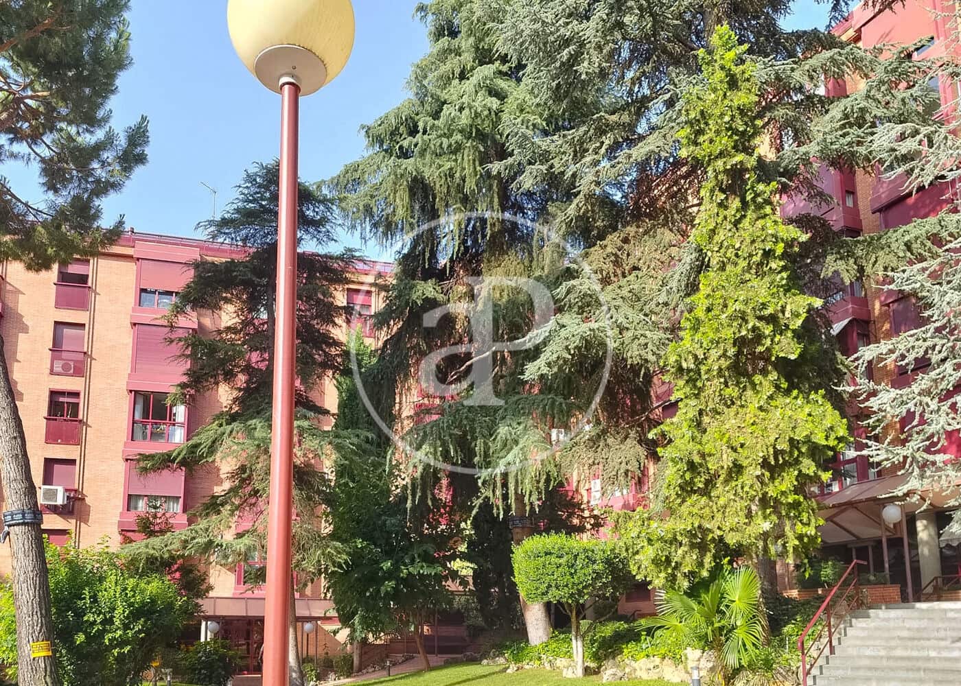 2 bedroom Apartment for sale in Madrid city with pool - € 680,000 (Ref: 9975453)