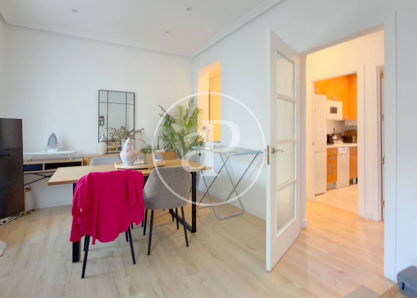 2 soveværelse Lejlighed til leje i Madrid by - € 3.000 (Ref: 9975454)