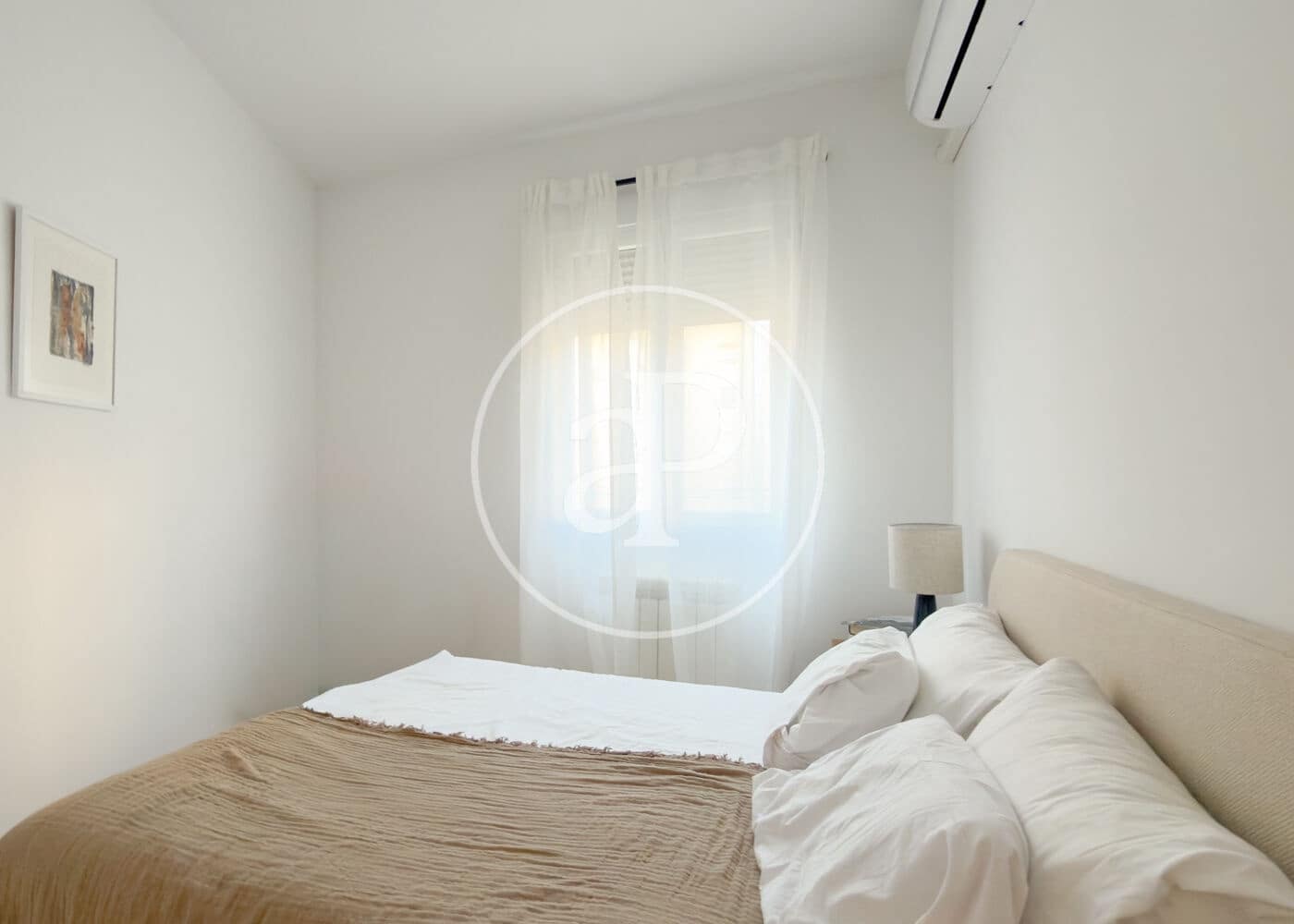 2 soveværelse Lejlighed til leje i Madrid by - € 3.000 (Ref: 9975454)
