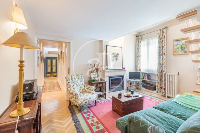 3 soveværelse Lejlighed til salg i Castellana, Madrid by - € 2.200.000 (Ref: 9975455)