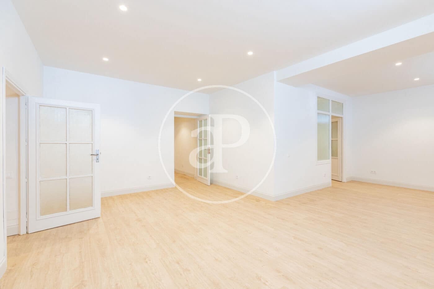Apartamento de 3 habitaciones en Madrid ciudad en venta - 1.560.000 € (Ref: 9975456)