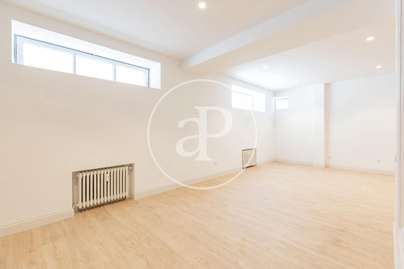 Apartamento de 3 habitaciones en Madrid ciudad en venta - 1.560.000 € (Ref: 9975456)