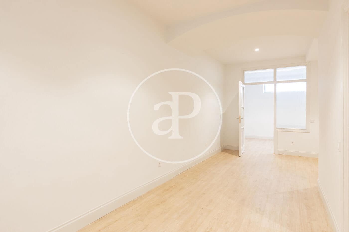Apartamento de 3 habitaciones en Madrid ciudad en venta - 1.560.000 € (Ref: 9975456)