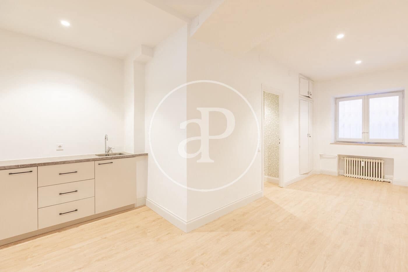 Apartamento de 3 habitaciones en Madrid ciudad en venta - 1.560.000 € (Ref: 9975456)