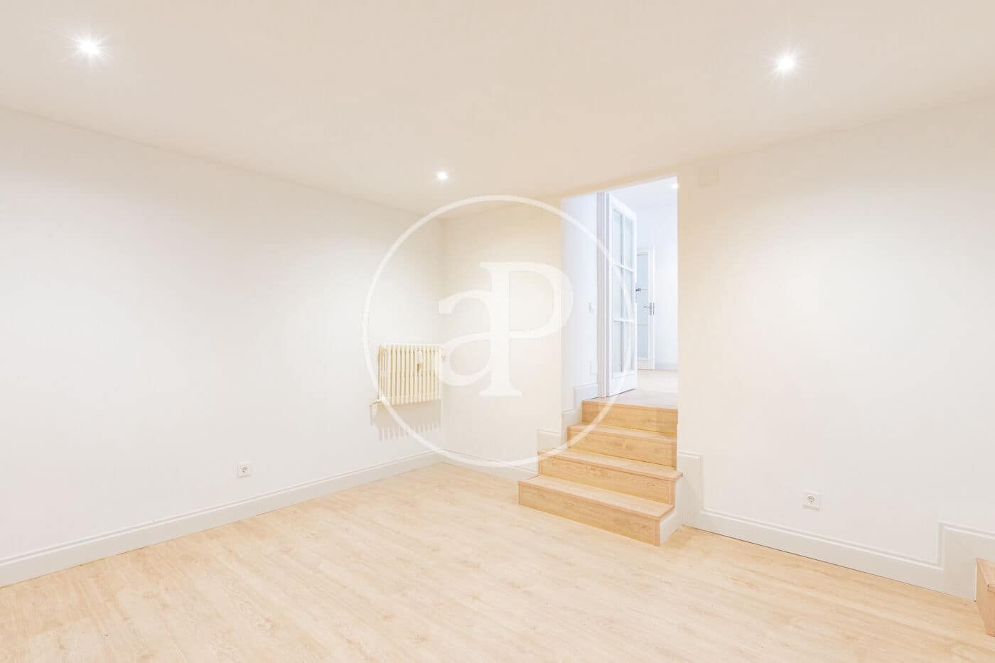 Apartamento de 3 habitaciones en Madrid ciudad en venta - 1.560.000 € (Ref: 9975456)