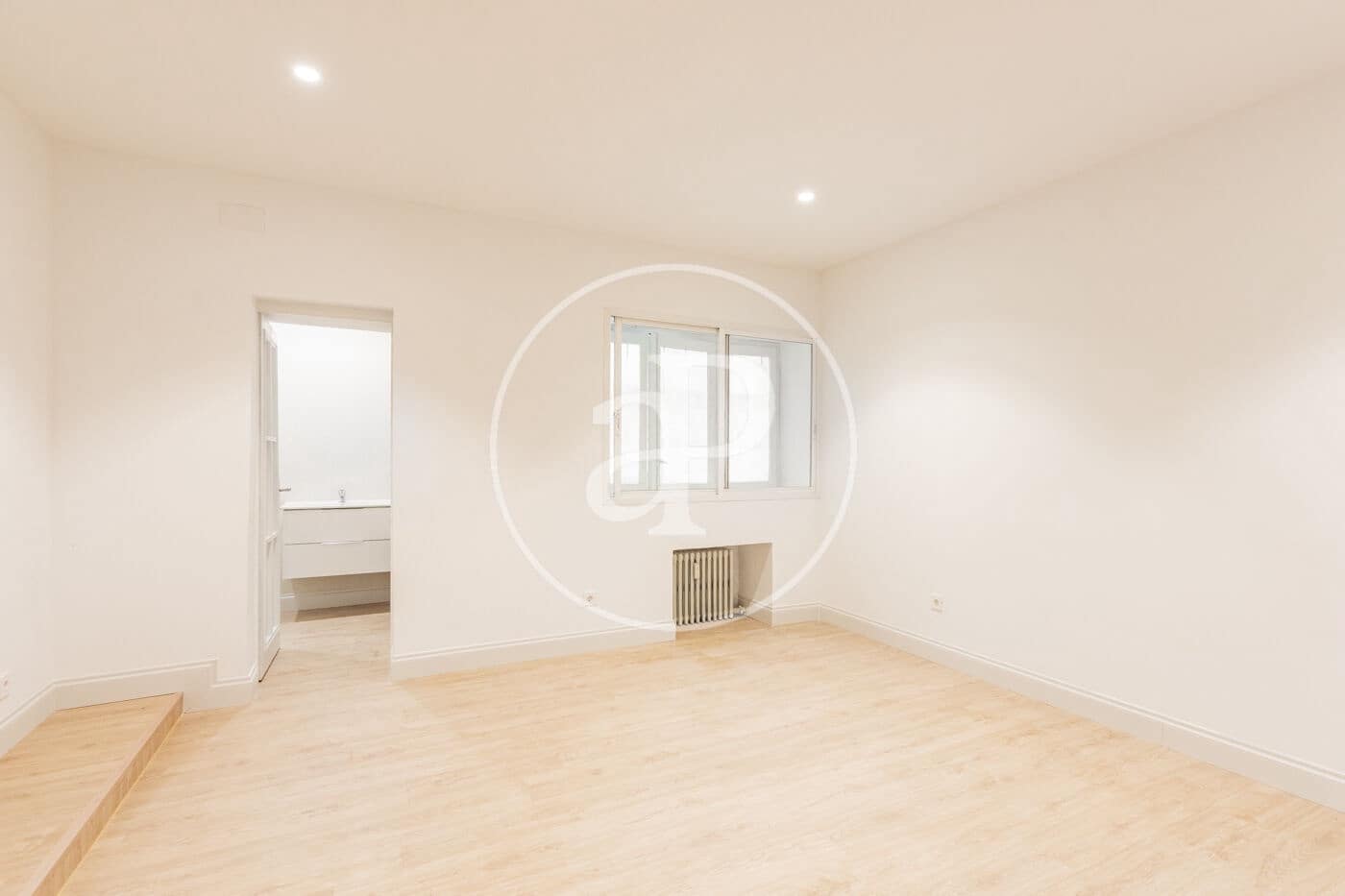 Apartamento de 3 habitaciones en Madrid ciudad en venta - 1.560.000 € (Ref: 9975456)
