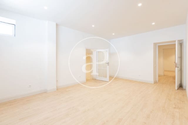Apartamento de 3 habitaciones en Castellana, Madrid ciudad en venta - 1.560.000 € (Ref: 9975456)