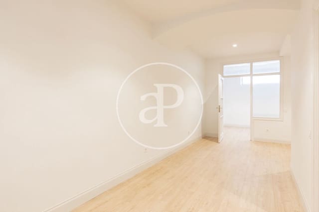 Apartamento de 3 habitaciones en Castellana, Madrid ciudad en venta - 1.560.000 € (Ref: 9975456)