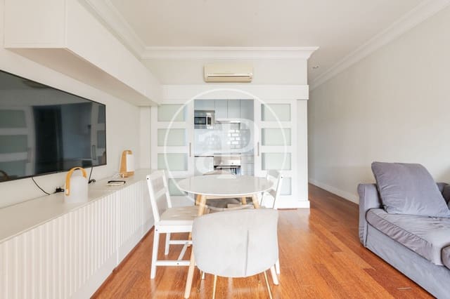2 slaapkamer Penthouse te koop in Rios Rosas, Madrid stad - € 795.000 (Ref: 9977328)